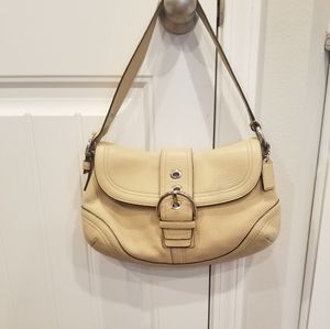 Firm) Coach purse